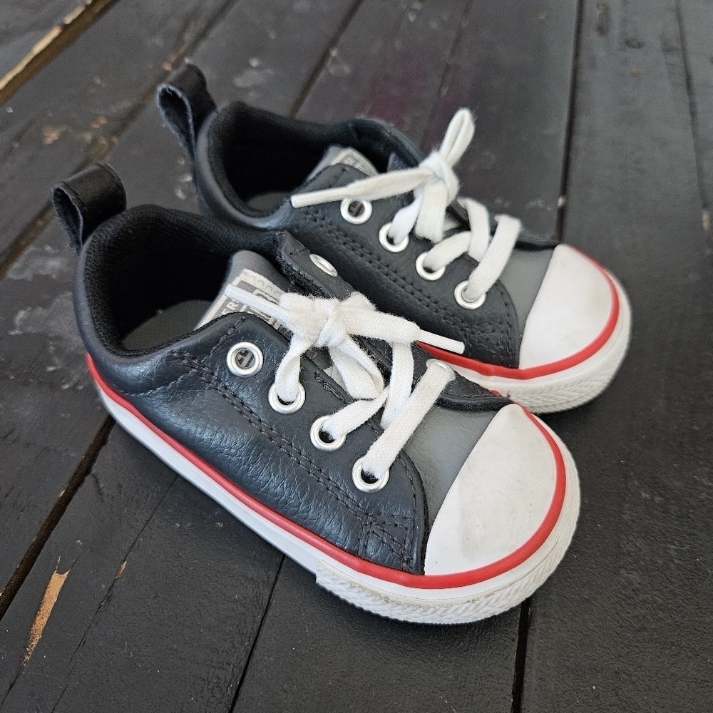 Converse Toddler 5 Black Leather Sneakers Shoes Lace Up Bump Toe Baby Boy Girl
